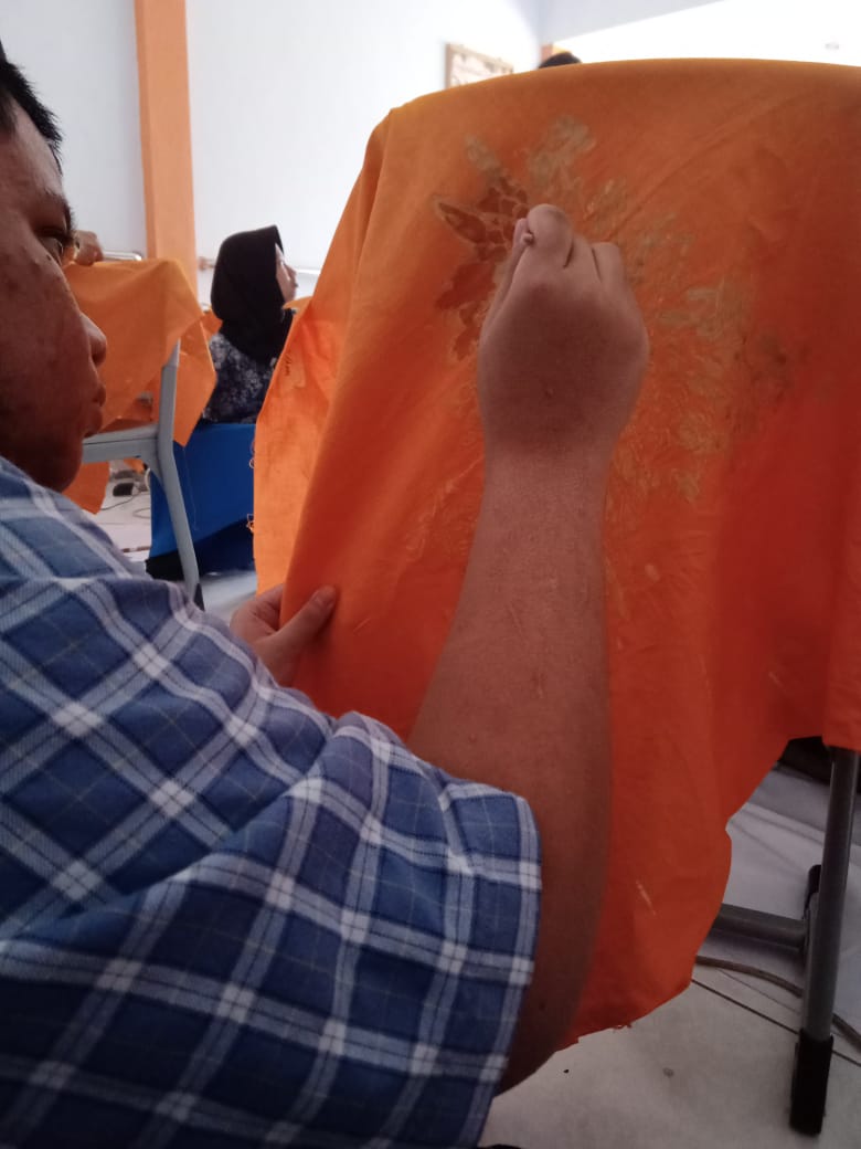 Pengimbasan Pelatihan Membatik — SLB Se Kota Salatiga